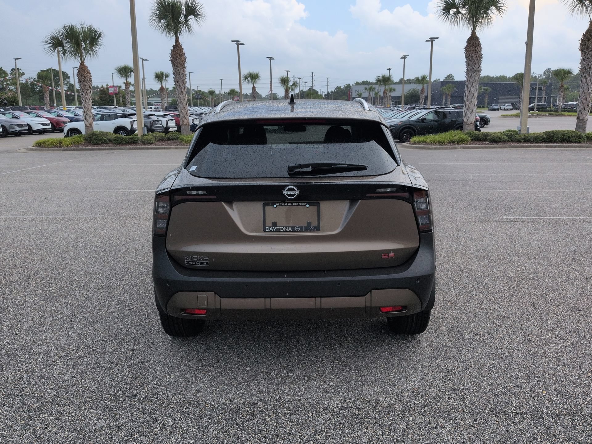 New 2026 Nissan Kicks SR FWD image 6