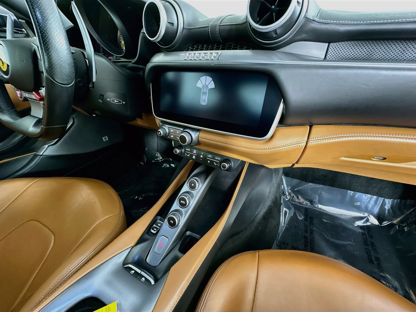 Used 2020 Ferrari Portofino RWD image 63