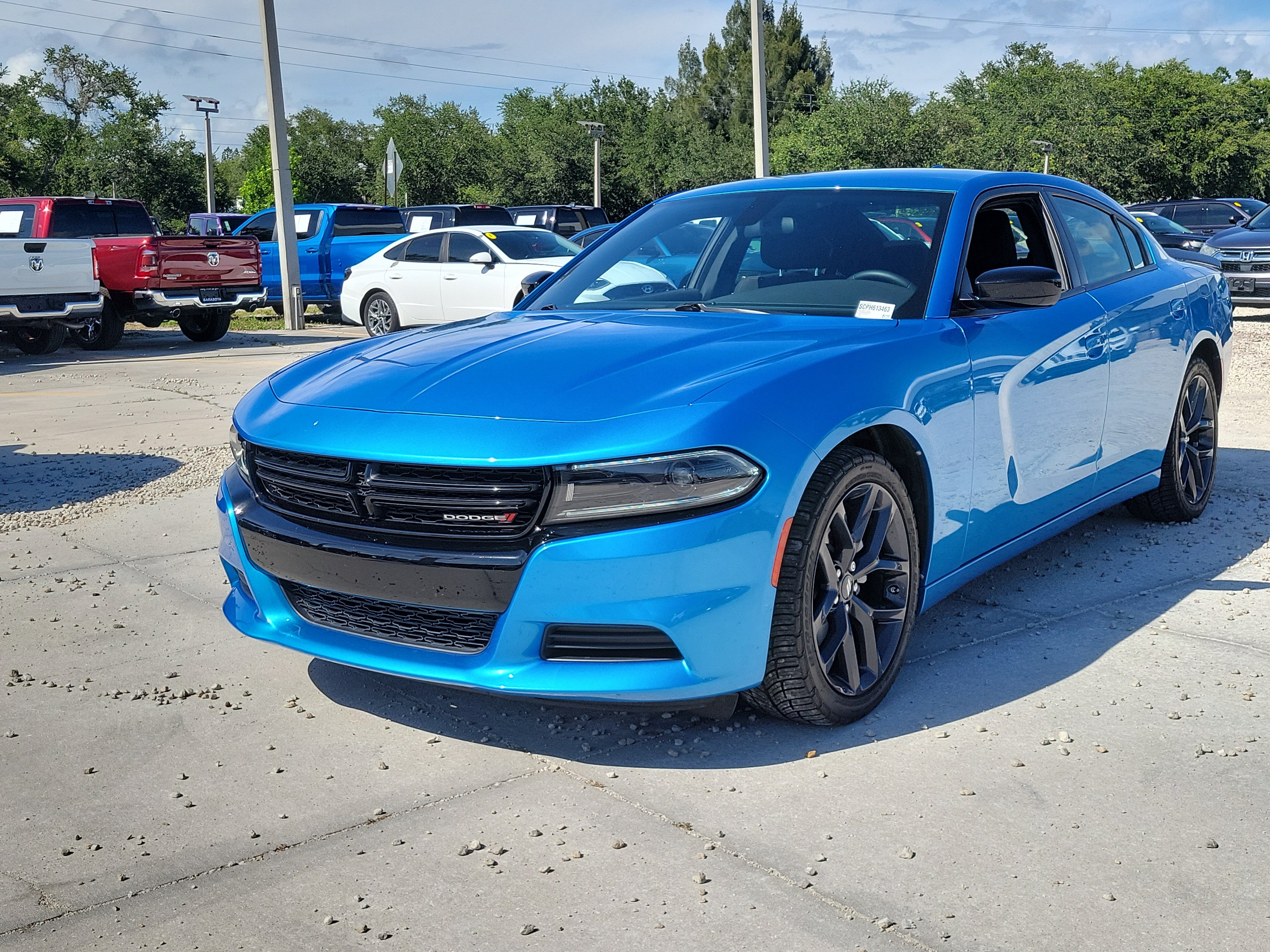 Used 2023 Dodge Charger SXT w/ Blacktop Package RWD image 3