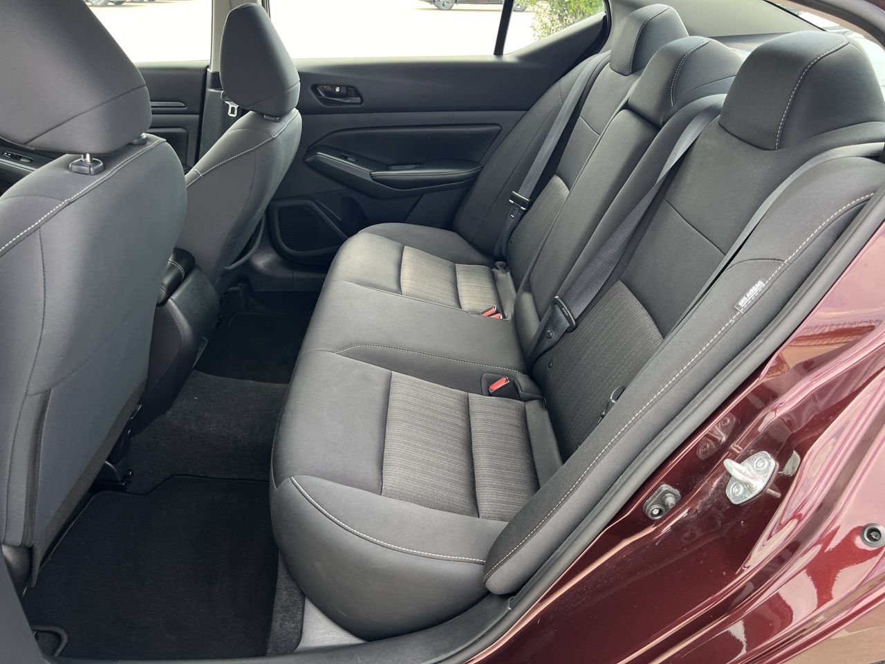 Used 2024 Nissan Altima 2.5 SV FWD image 23