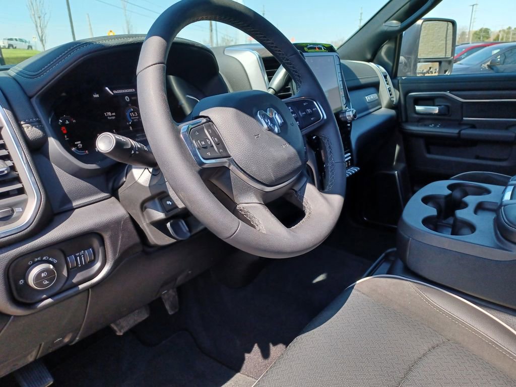 Used 2026 RAM 2500 Laramie AWD/4WD image 16