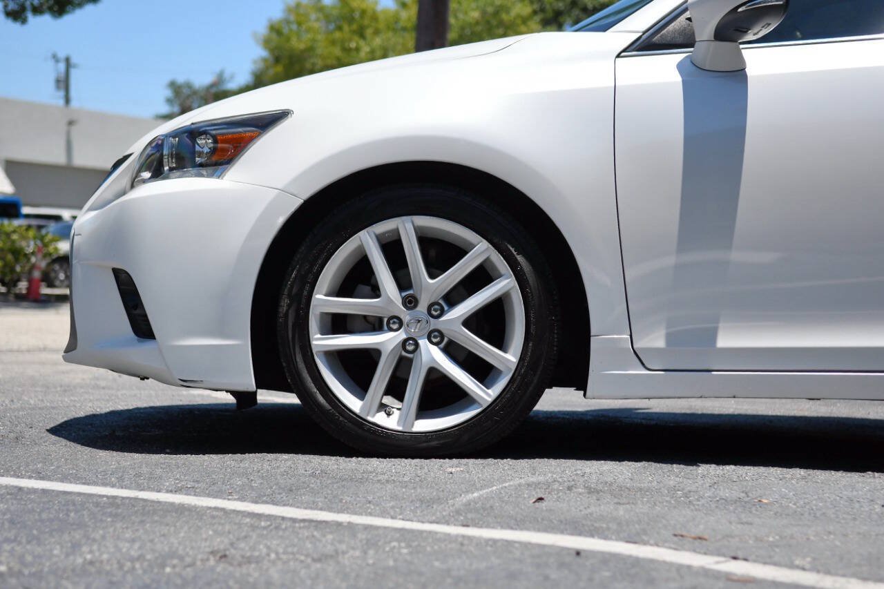 Used 2015 Lexus CT 200h FWD image 6