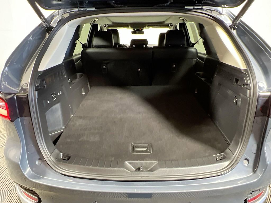 Used 2025 MAZDA CX-70 Plug-In Hybrid w/ Premium Pkg AWD/4WD image 22