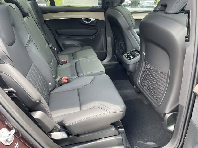 New 2026 Volvo XC90 B6 Plus w/ Protection Package AWD/4WD image 21