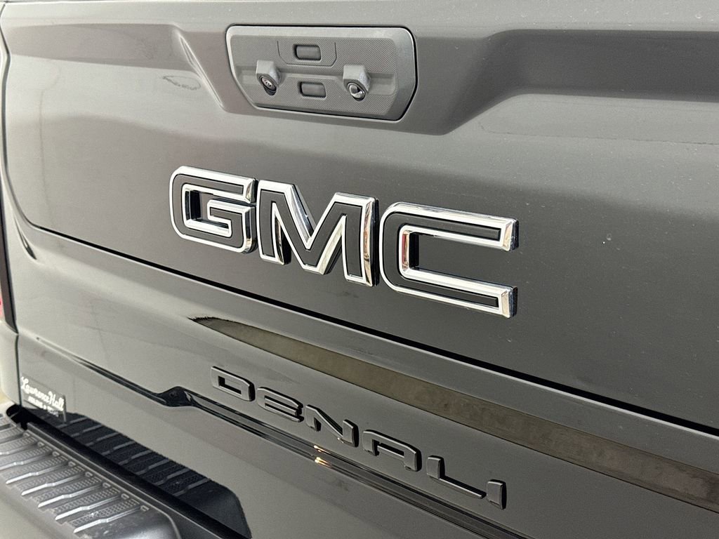 New 2026 GMC Sierra 1500 Denali w/ Technology Package image 18