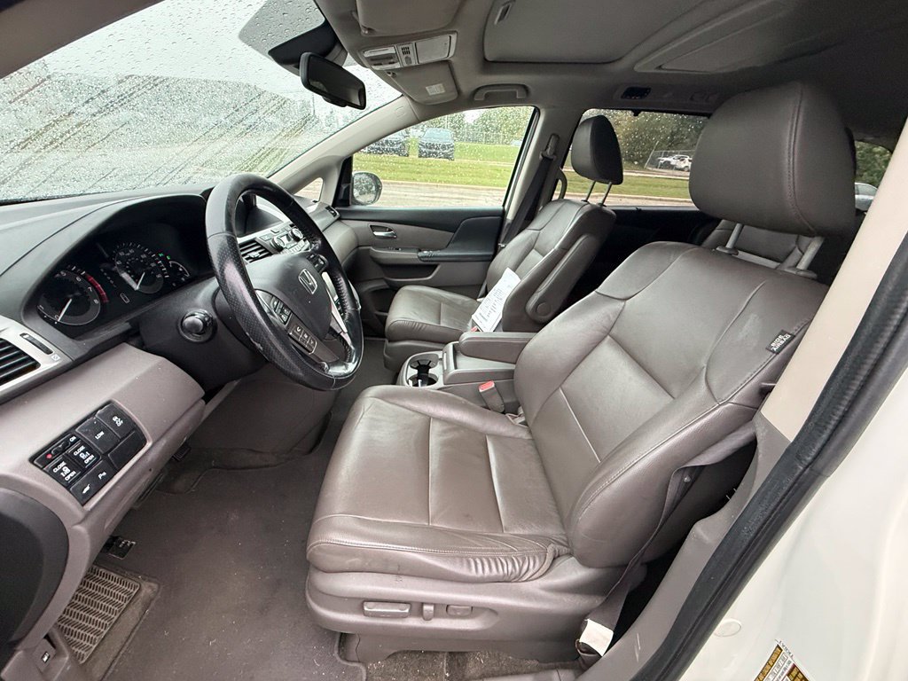 Used 2016 Honda Odyssey Touring Elite image 10