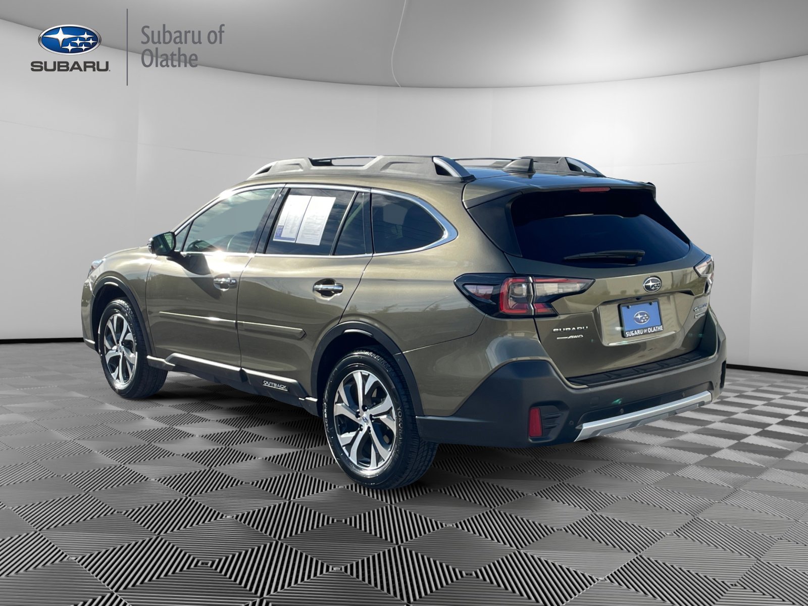 Used 2022 Subaru Outback Touring image 9