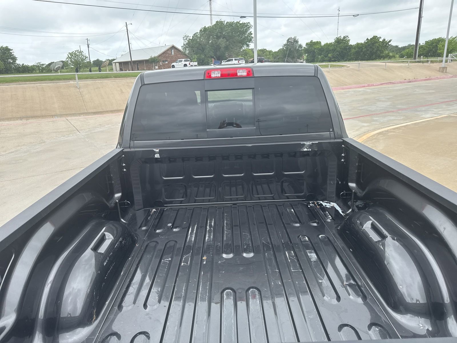 Used 2024 RAM 3500 Tradesman w/ Chrome Appearance Group image 7