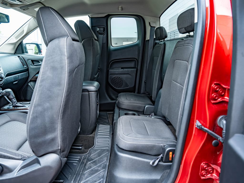 Used 2015 GMC Canyon SLE RWD image 35