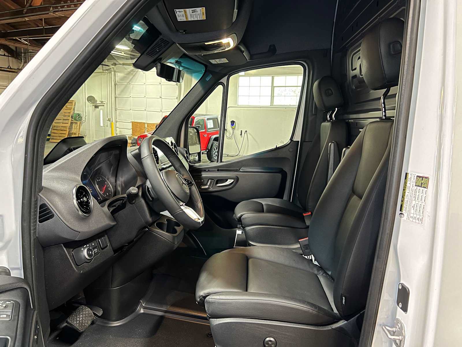 Used 2026 Mercedes-Benz Sprinter 2500 image 24