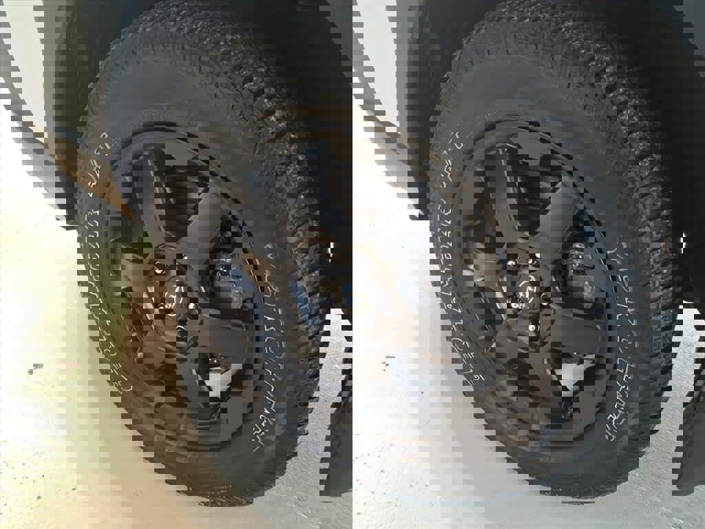 Used 2022 Subaru Outback Wilderness image 7