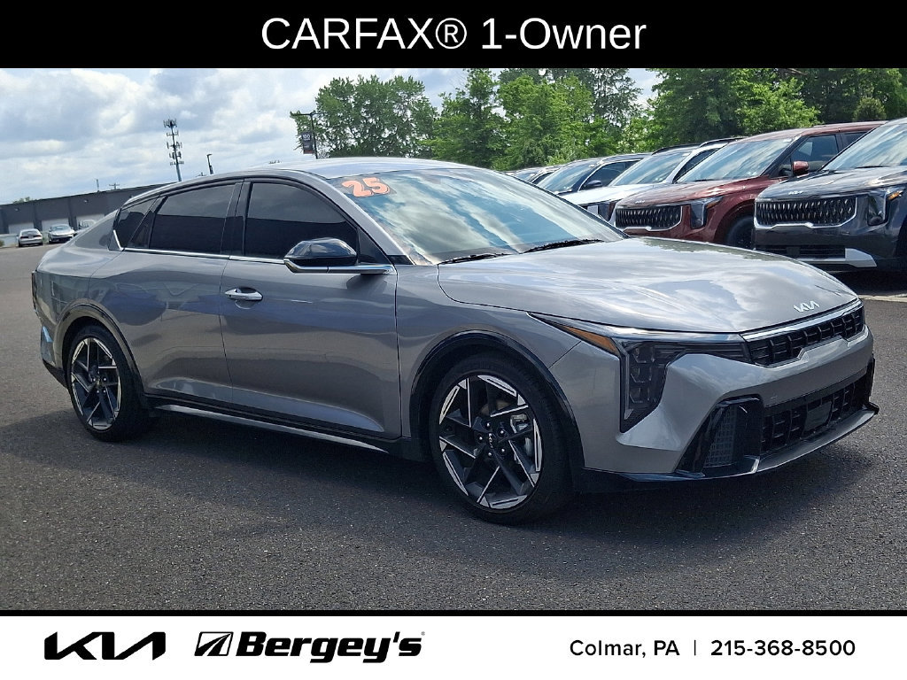 Certified 2025 Kia K4 GT-Line Turbo FWD image 3