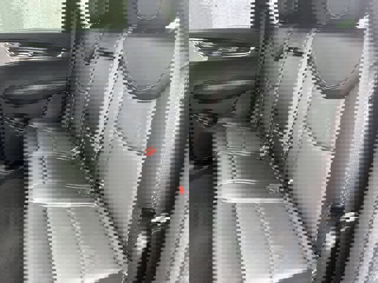 Used 2022 Cadillac XT5 Premium Luxury w/ LPO, Floor Liner Package image 19