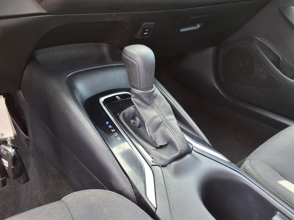 Used 2023 Toyota Corolla LE image 28
