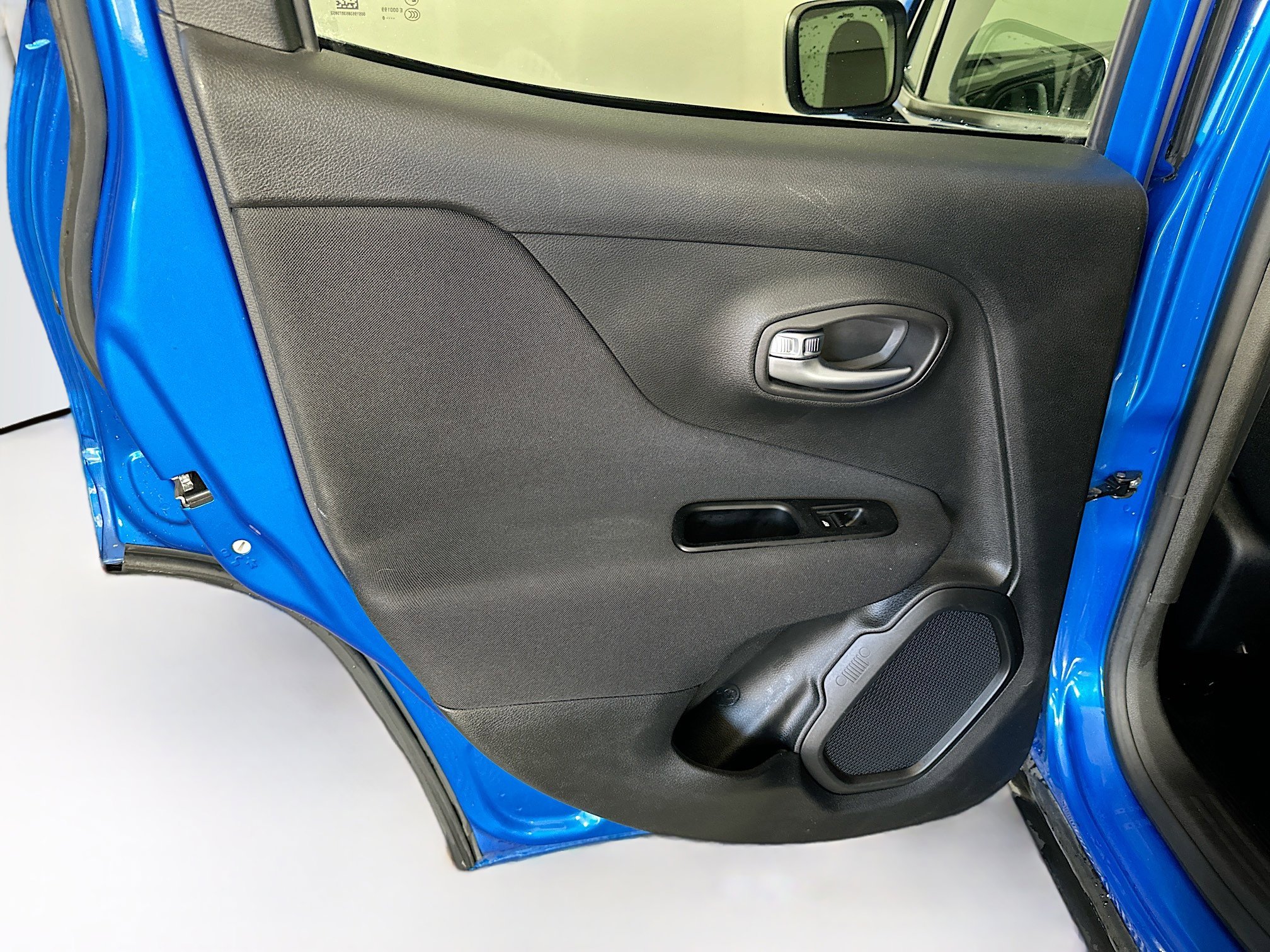 Used 2020 Jeep Renegade Sport image 24