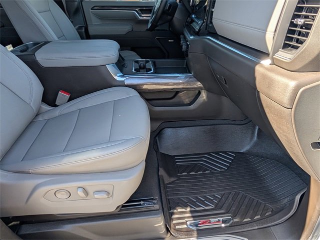Used 2026 Chevrolet Silverado 2500 LTZ w/ LTZ Premium Package image 27