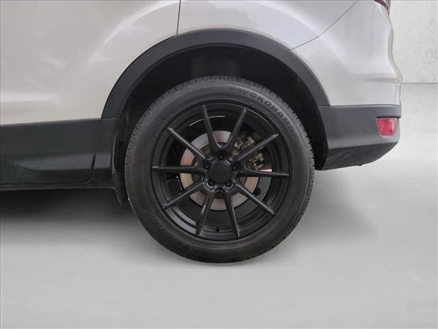 Used 2017 Ford Escape Titanium image 24