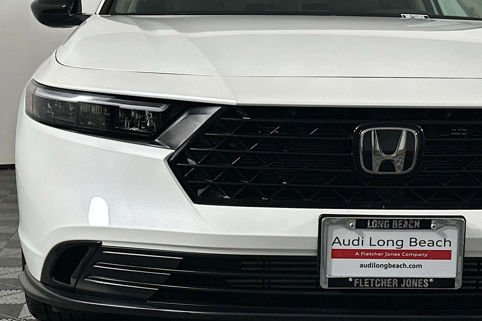 Used 2025 Honda Accord SE image 15