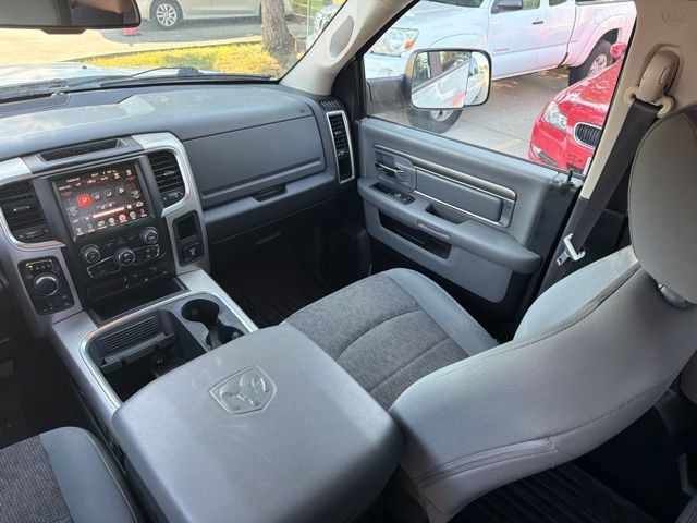 Used 2017 RAM 1500 Classic SLT w/ SLT Plus D←cor Group AWD/4WD image 18