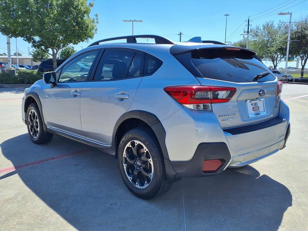 Used 2021 Subaru Crosstrek 2.0i Premium w/ Moonroof Package image 2