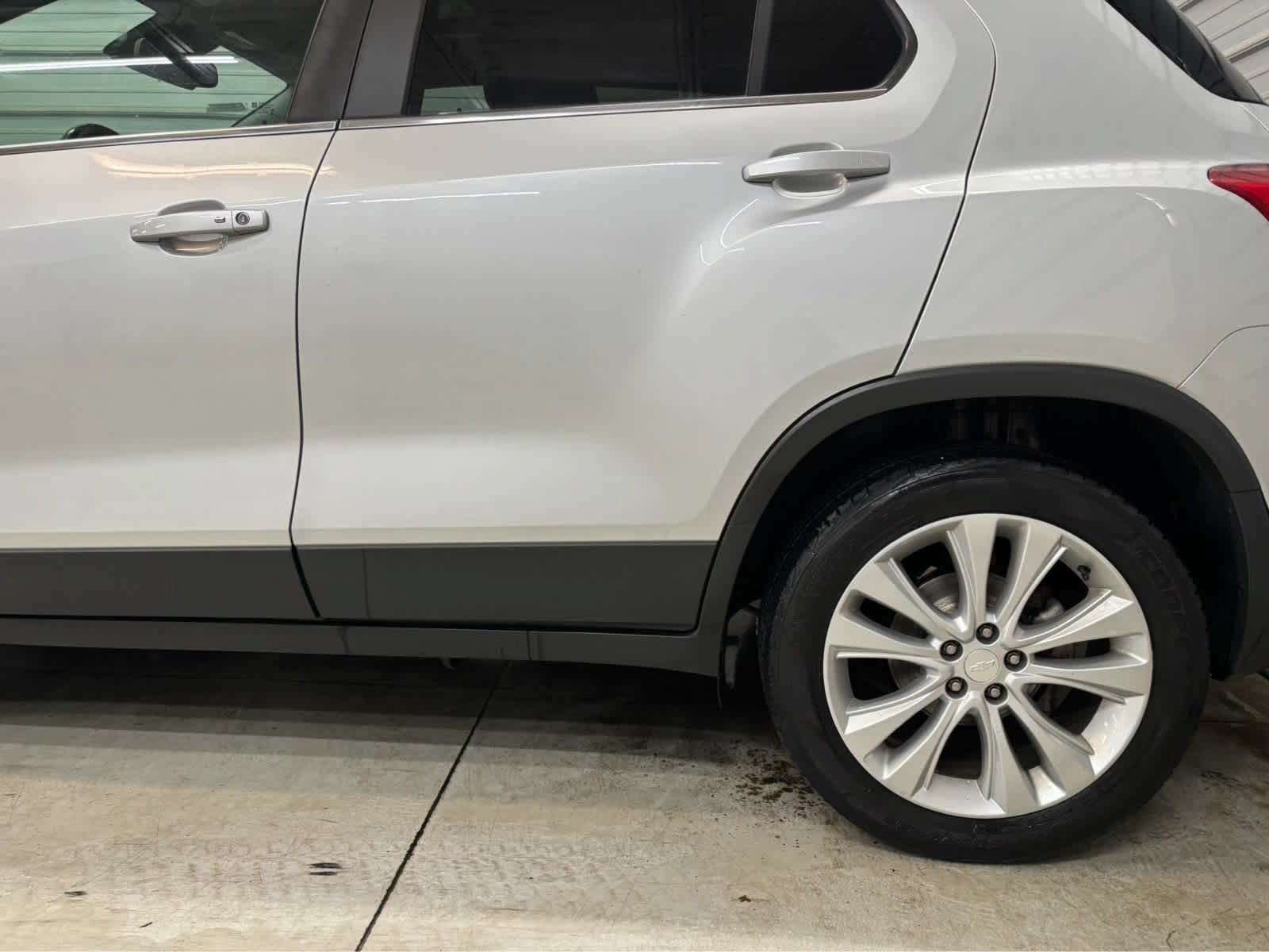 Used 2020 Chevrolet Trax Premier AWD/4WD image 6