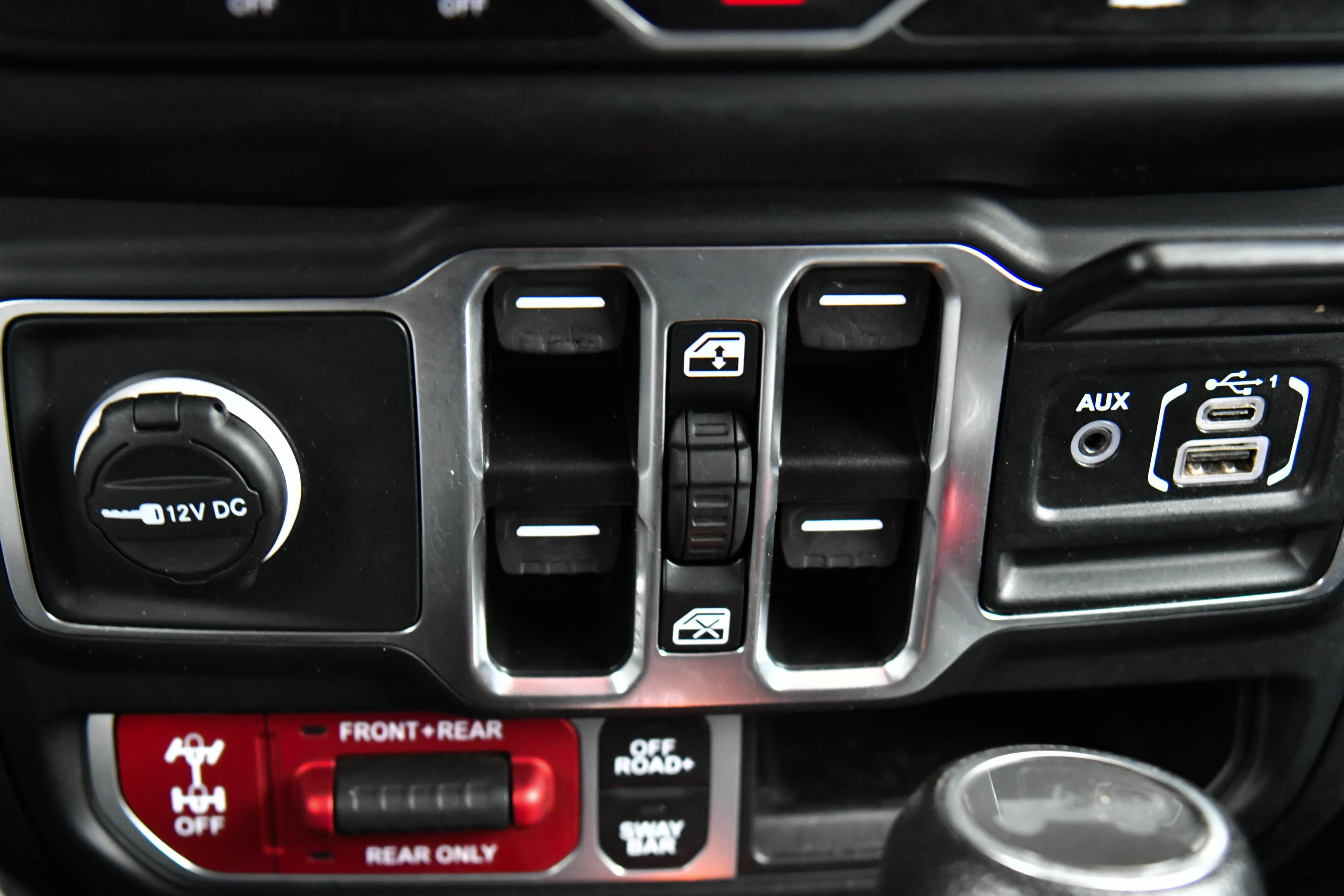 Used 2023 Jeep Wrangler Unlimited Rubicon image 25