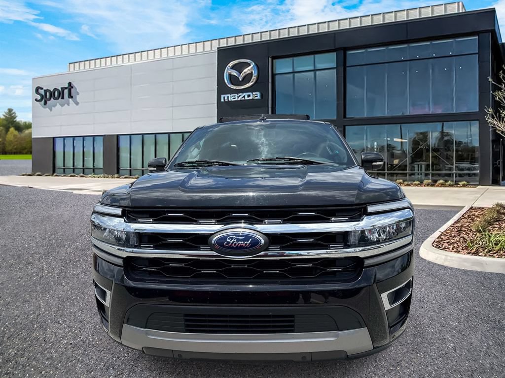 Used 2024 Ford Expedition Limited RWD image 9