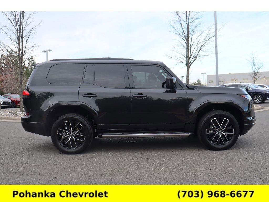 Used 2024 Lexus GX 550 image 8