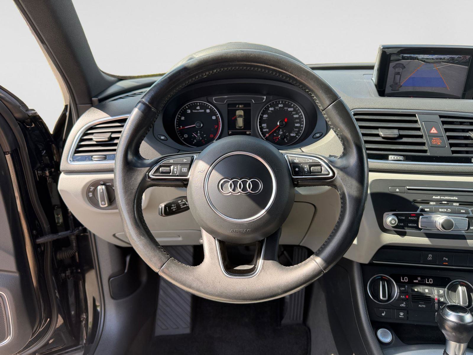 Used 2016 Audi Q3 2.0T Prestige w/ Prestige Package AWD/4WD image 11