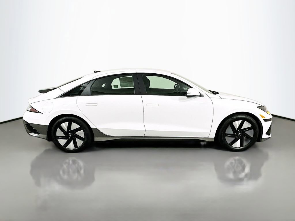 New 2025 Hyundai Ioniq 6 SE image 4