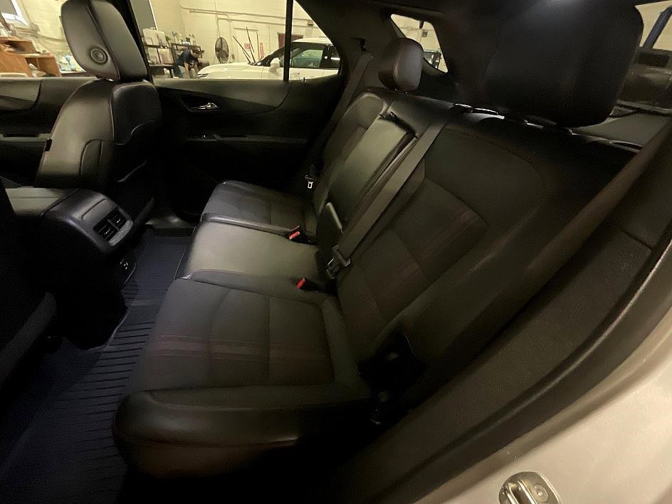 Used 2022 Chevrolet Equinox RS image 30