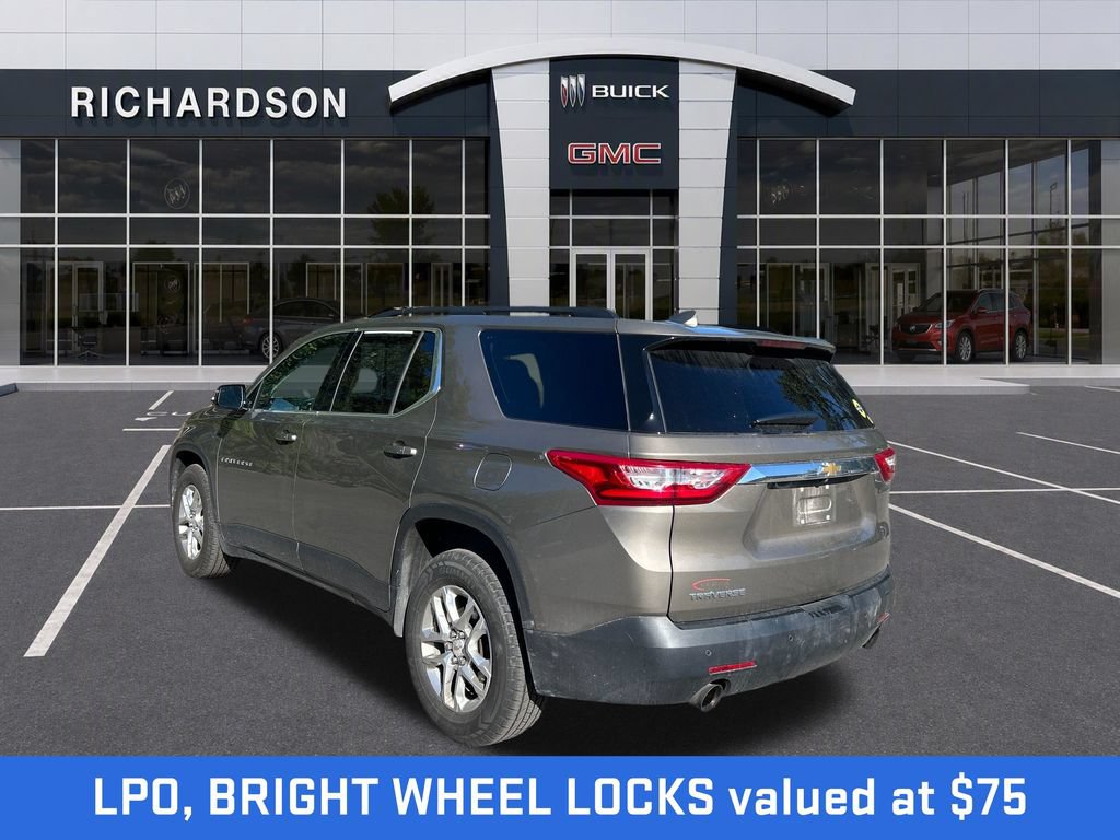 Used 2020 Chevrolet Traverse LT FWD image 3