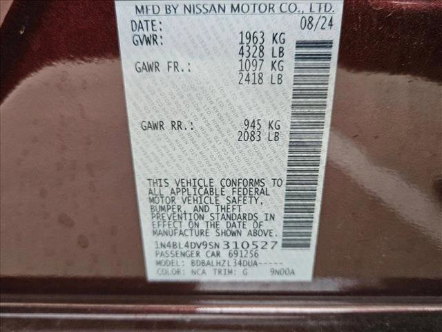 Used 2025 Nissan Altima 2.5 SV image 24