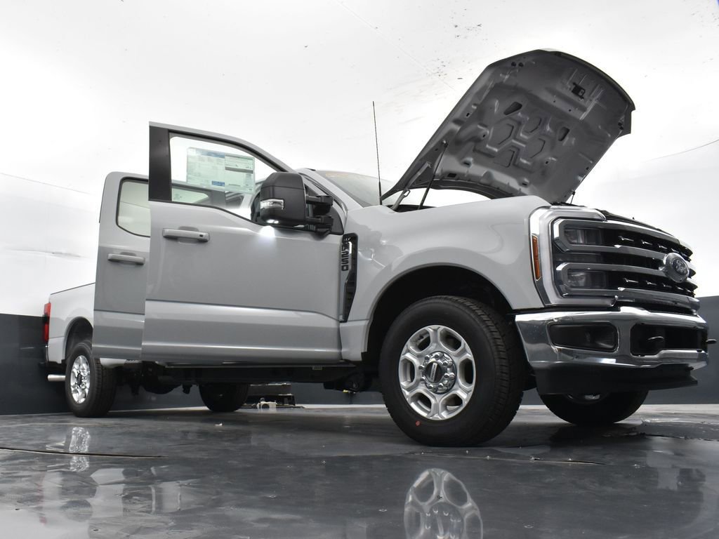 New 2026 Ford F250 XLT w/ XLT Premium Package image 35