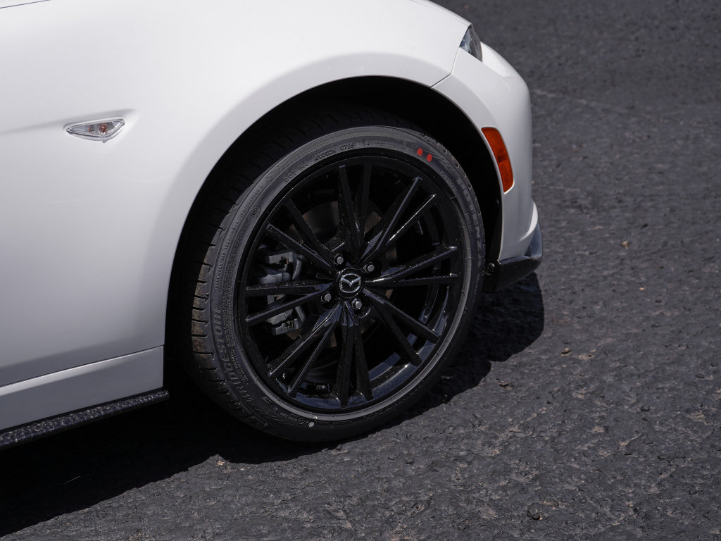 New 2026 MAZDA MX-5 Miata Club w/ Appearance Package RWD image 18