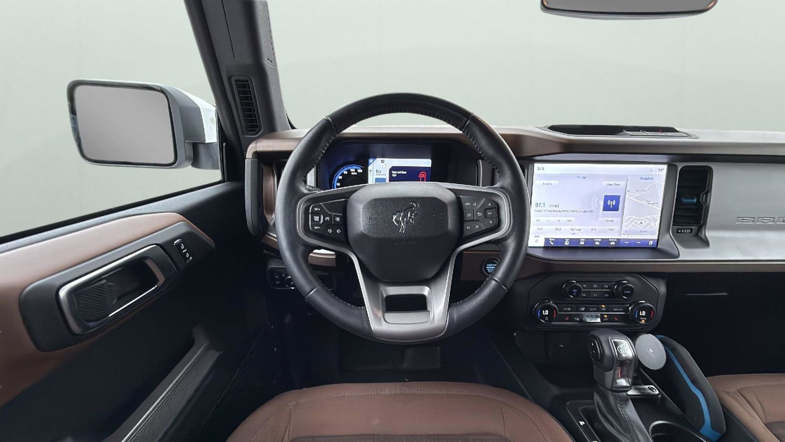 Used 2023 Ford Bronco Outer Banks image 13