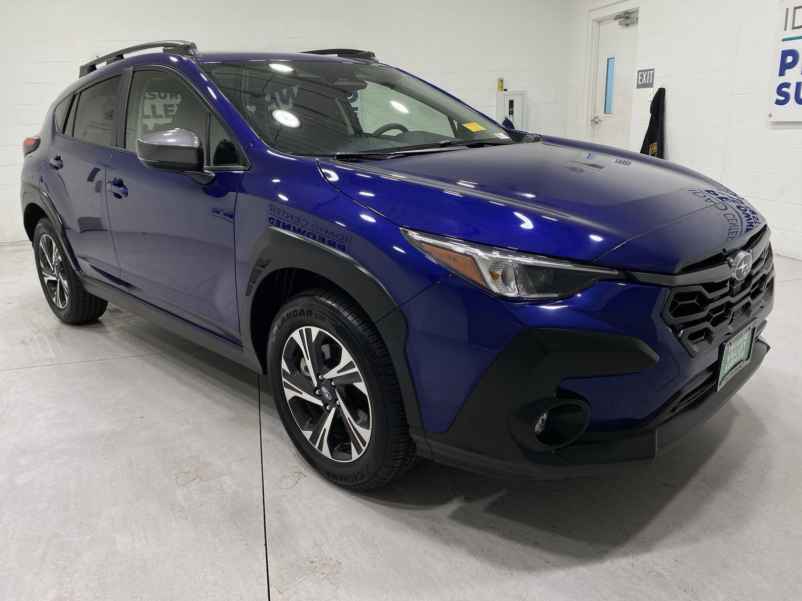 Certified 2025 Subaru Crosstrek 2.0i Premium AWD/4WD image 2
