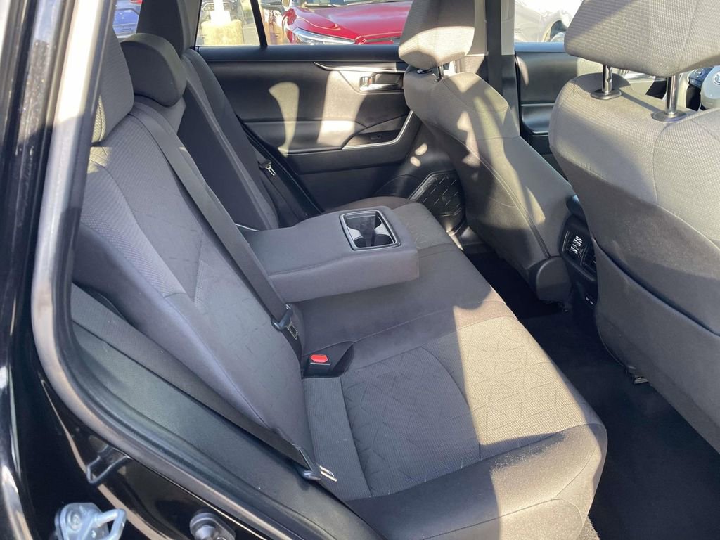 Used 2024 Toyota RAV4 XLE image 44