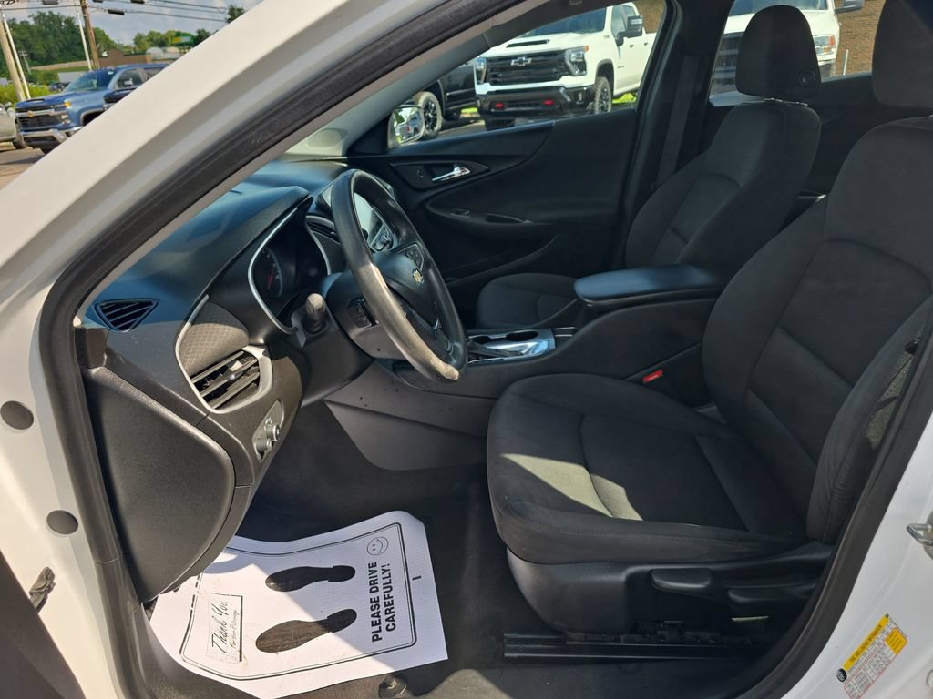Used 2019 Chevrolet Malibu LS FWD image 21
