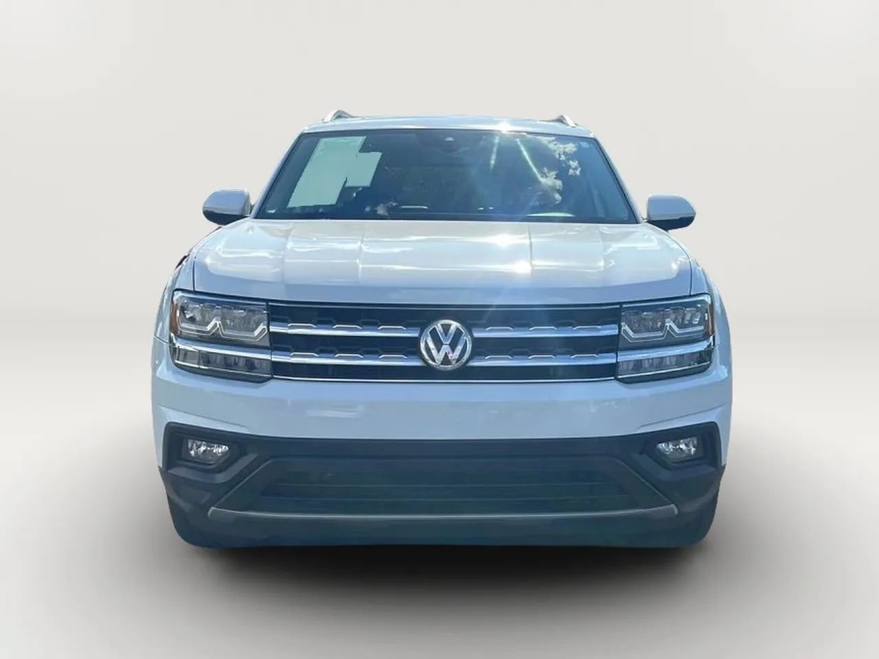 Used 2019 Volkswagen Atlas SE w/ Panoramic Sunroof Package FWD image 9
