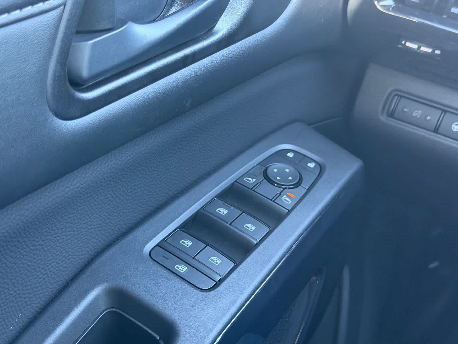 New 2026 Nissan Pathfinder SV w/ Cargo Package FWD image 26