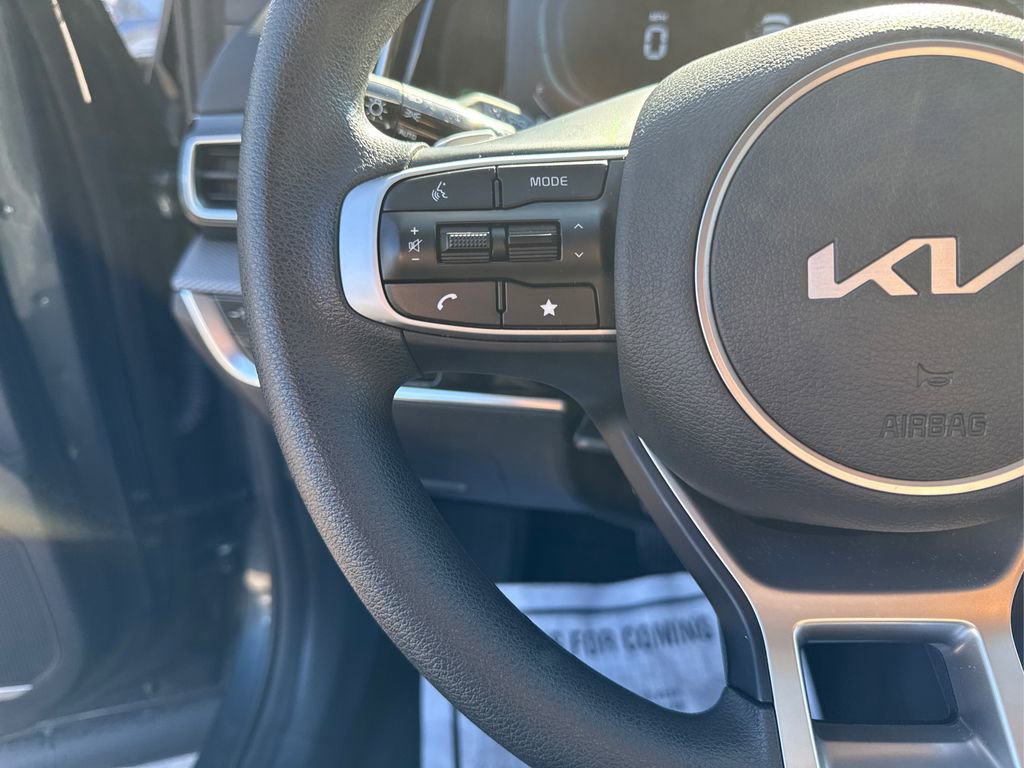 Certified 2025 Kia Sportage LX image 27