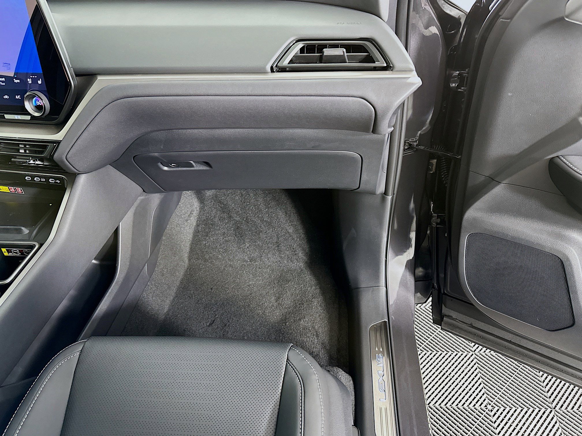 New 2026 Lexus TX 350 AWD image 33