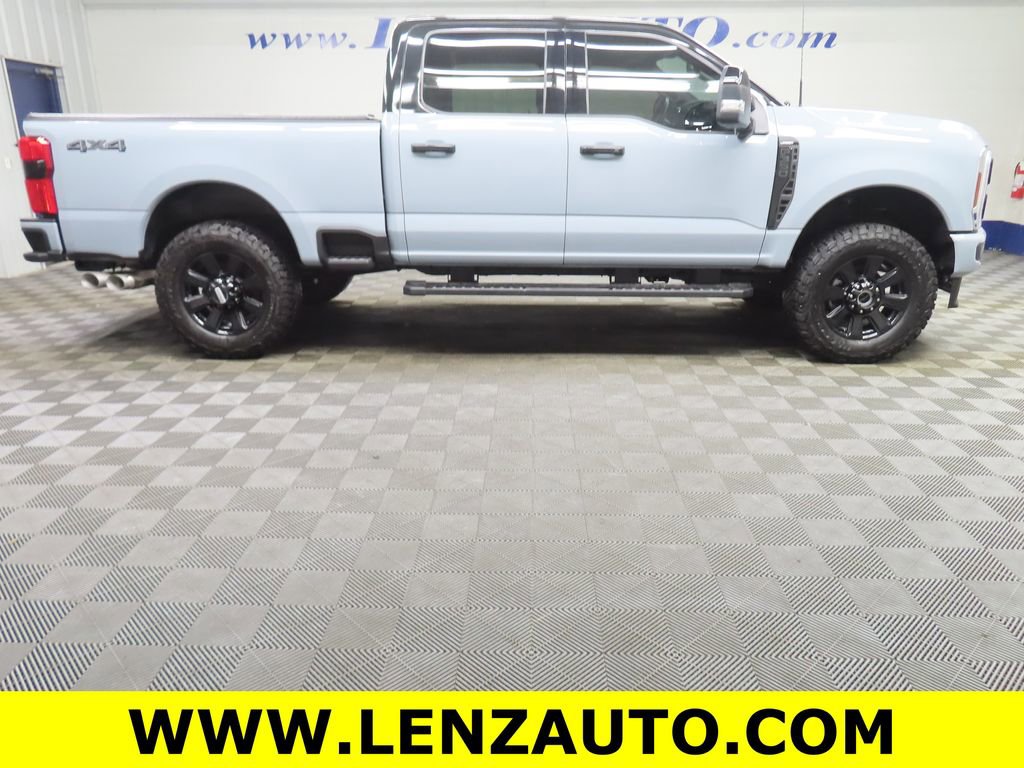 Used 2025 Ford F350 Lariat w/ Lariat Ultimate Package video 2