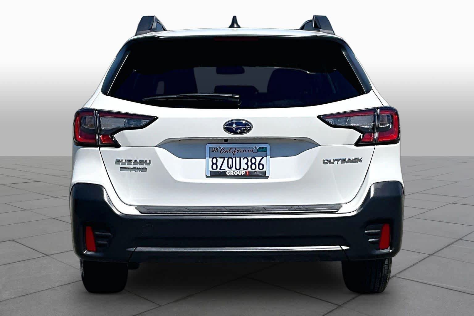 Used 2022 Subaru Outback Premium AWD/4WD image 4