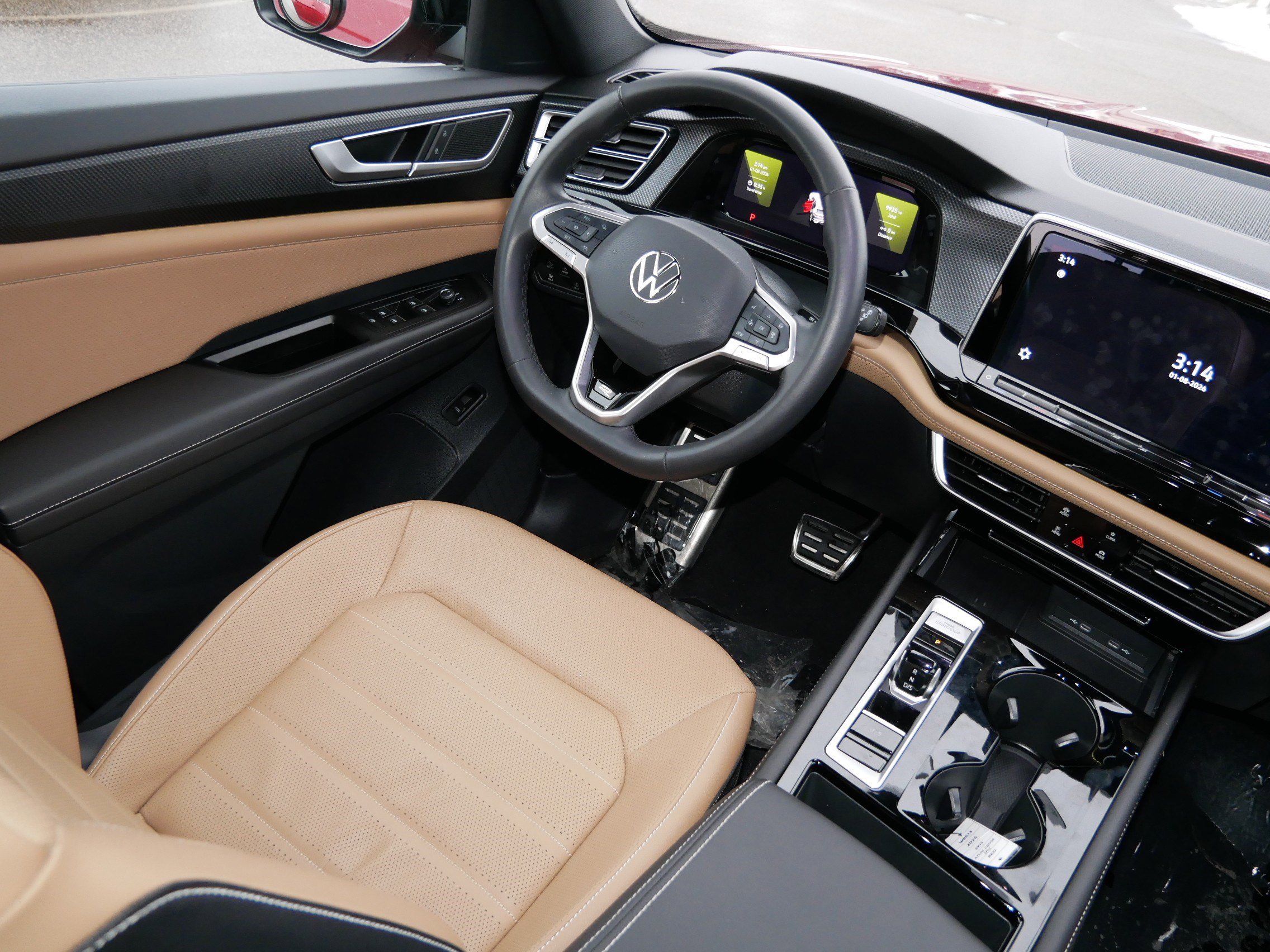 Certified 2025 Volkswagen Atlas Cross Sport SEL R-Line image 9