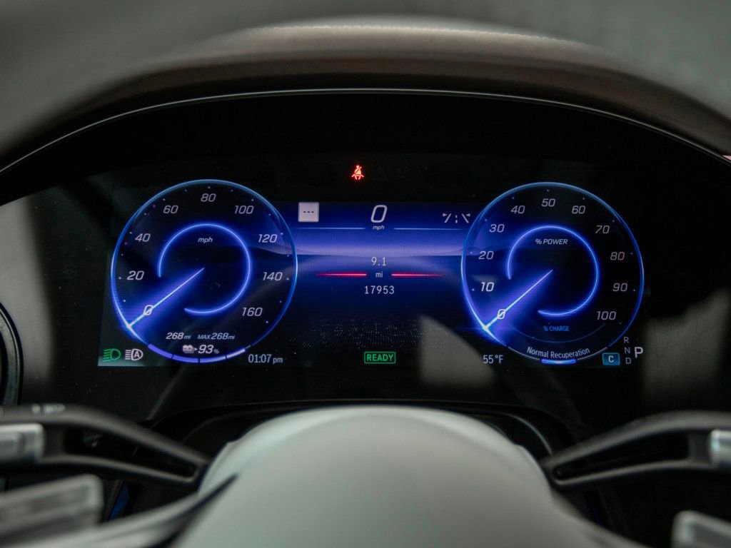 Used 2023 Mercedes-Benz EQS 580 4MATIC SUV image 16