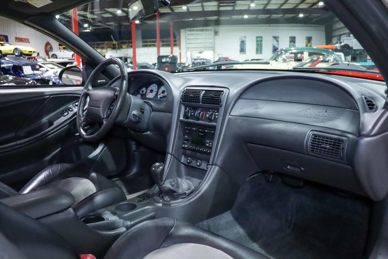 Used 2001 Ford Mustang Cobra image 38