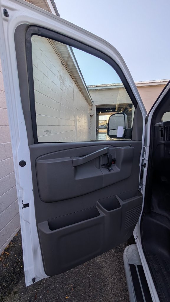 Used 2025 GMC Savana 2500 w/ Driver Convenience Package RWD image 6