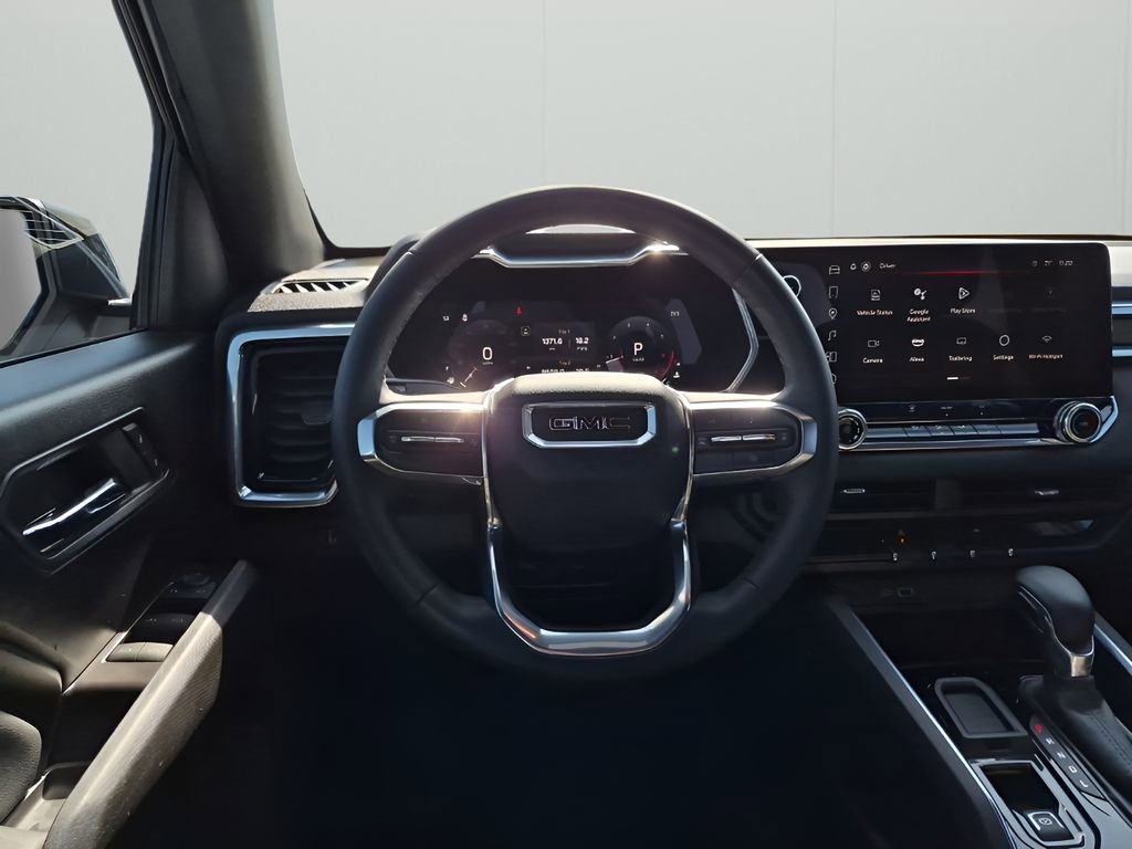 Used 2024 GMC Canyon Elevation image 24